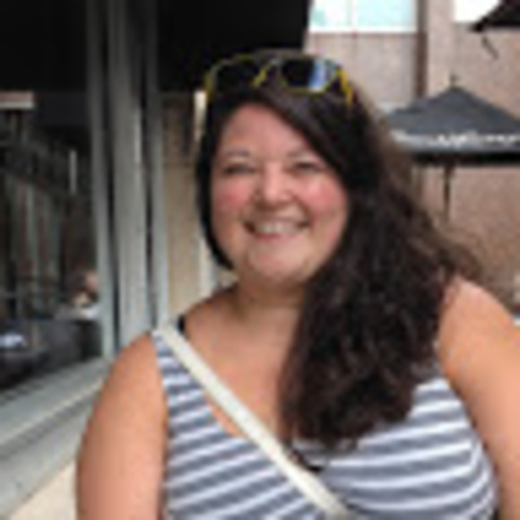 Meet your Posher, Ursula - Picture 1 of 1